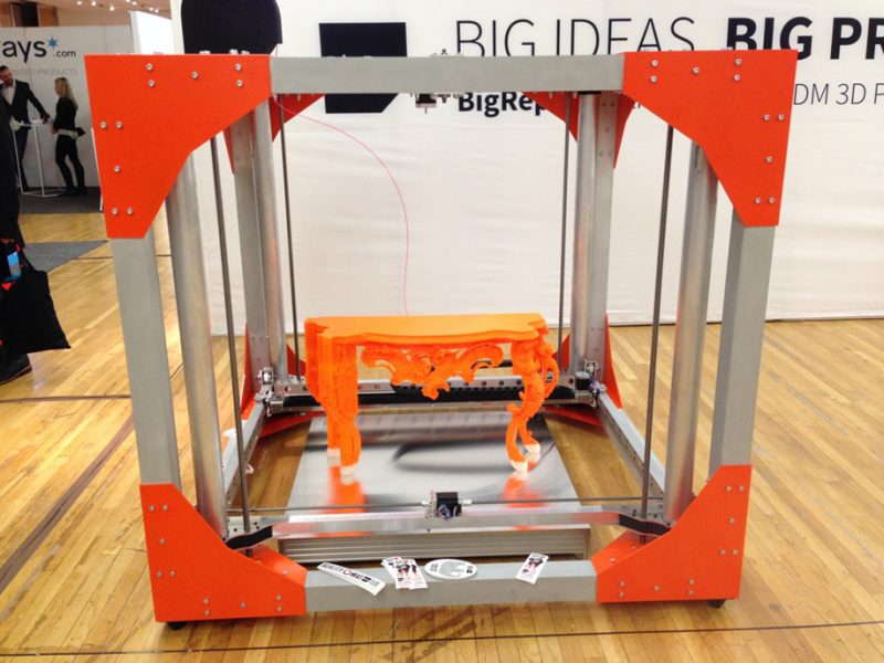 Фото 3D принтера BigRep One v3 3